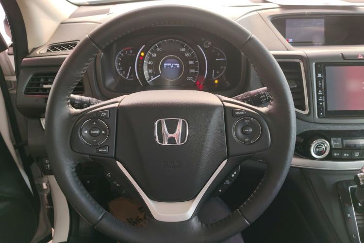 Used Honda CR-V 2015 2.4L two-wheel drive luxury version