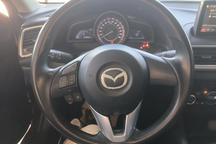 Used Mazda Mazda 3 Axela 2016 Sedan 1.5L Automatic Luxury Model
