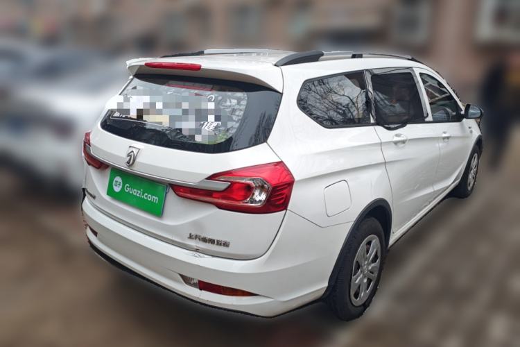 Used Baojun 310W 2017 1.5L Manual Comfort Version China VI Emission Standard
