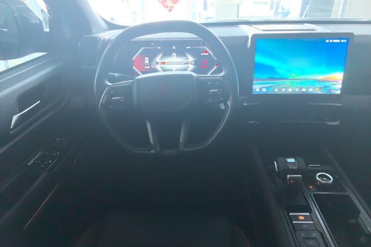 Used JMC DaDao 2024 Explorer 2.3T Gasoline Automatic 4x4 Extreme Edition