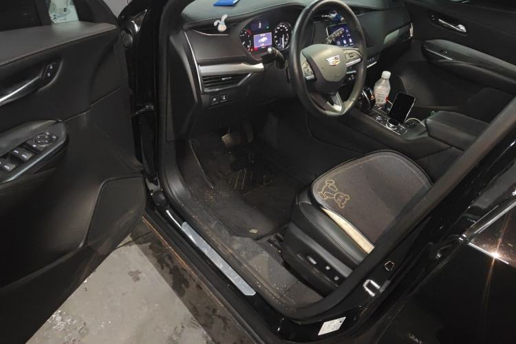 Used Cadillac XT4 2021 28T Two-Wheel Drive Leading Version Driver Seat