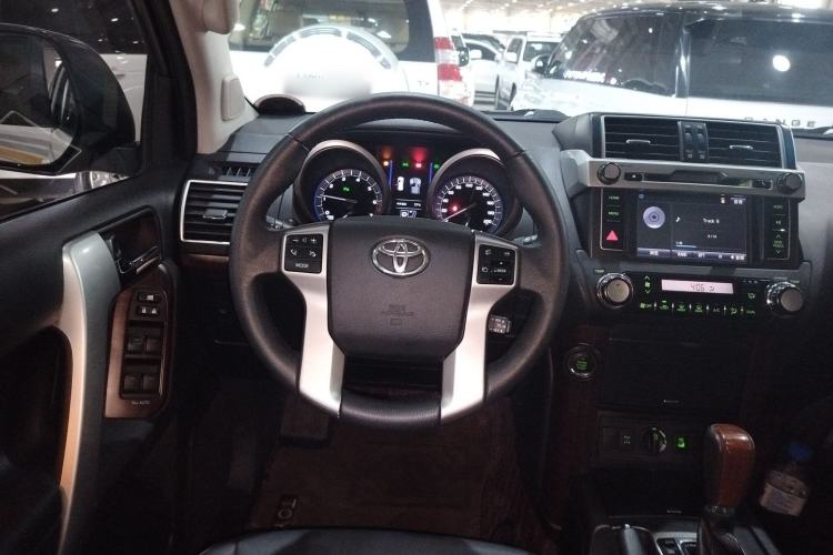 Used Toyota Prado 2016 3.5L Automatic TX-L
