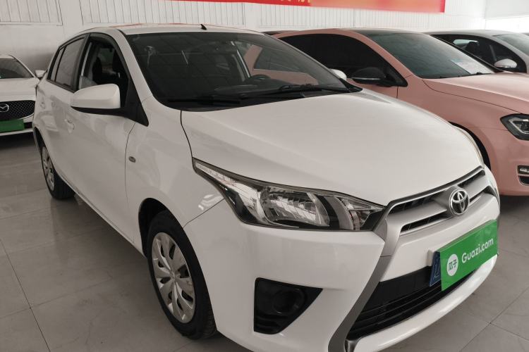 Used Toyota YARiS L Zhi Xuan 2015 1.5E Automatic Charm Edition Front Right 45 Deg