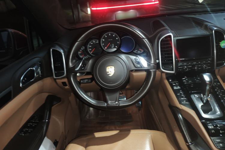 Used Porsche Cayenne 2011 Cayenne 3.0T Steering Wheel