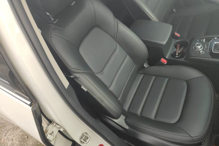 Used Mazda CX-5 2022 2.0L Automatic Two-Wheel Drive Zhiya Version
