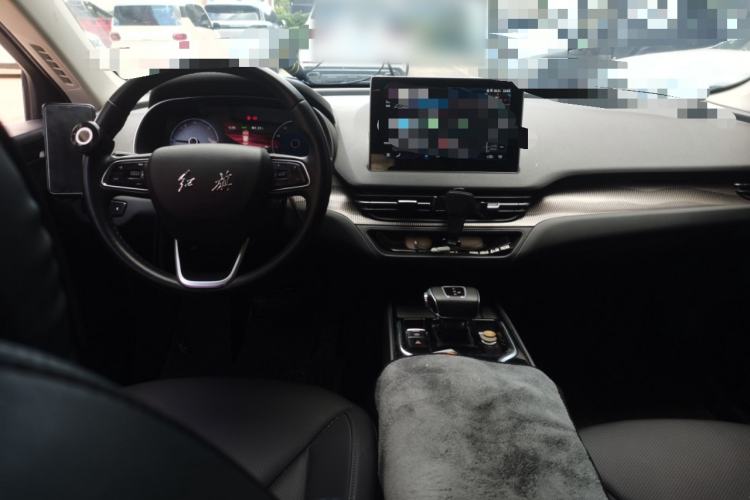 Used Hongqi E-QM5 2022 431 km Charge & Enjoy Edition