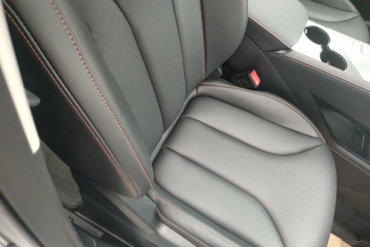 Used Roewe RX5 2023 1.5T Elite Edition
