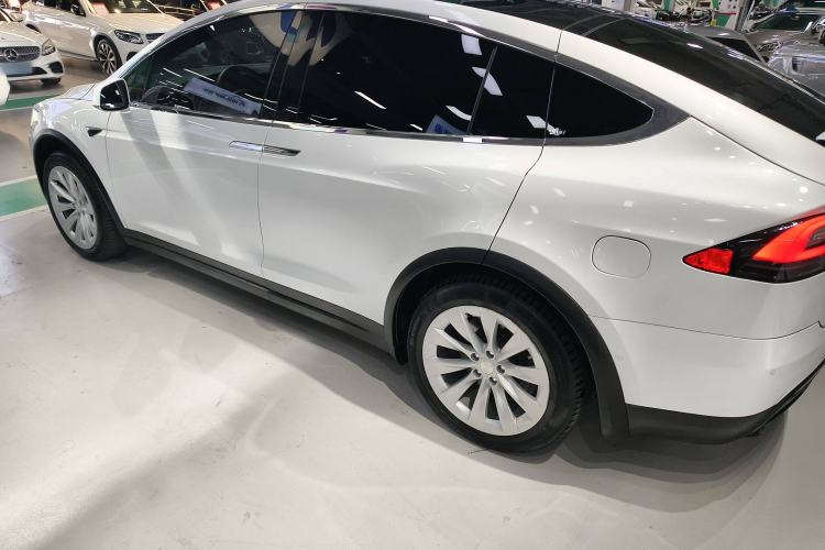 Used Tesla Model X 2019 Long-Range Version
