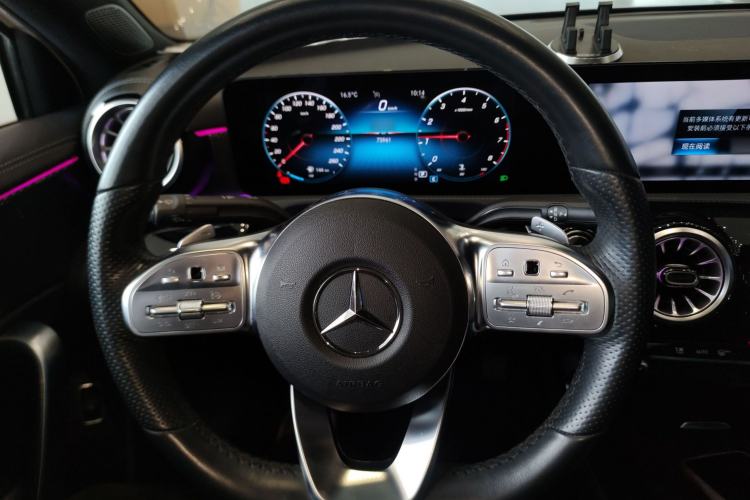 Used Mercedes-Benz A-Class 2022 Restyled A 200 L Sport Sedan Fashion Version Steering Wheel