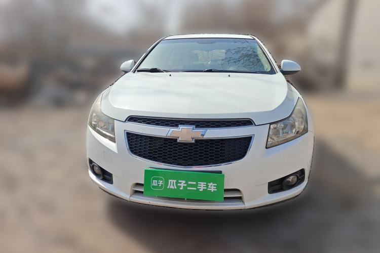 Used Chevrolet Cruze 2013 Hatchback 1.6L Manual Luxury Model
