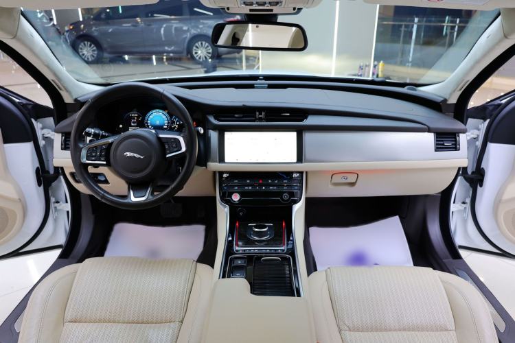 Used Jaguar XFL 2020 XFL 2.0T P250 Four-Wheel Drive Luxury Edition