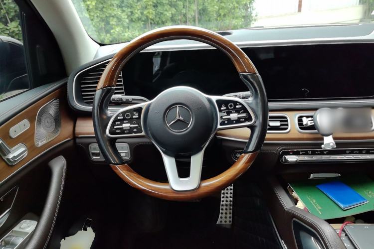 Used Mercedes-Benz GLS 2022 Second Facelift GLS 450 4MATIC Luxury Edition Steering Wheel