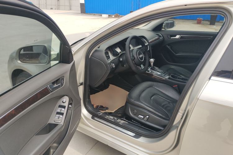 Used Audi A4L 2015 35 TFSI Automatic Comfort Model
