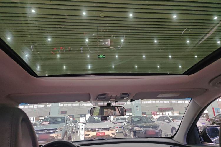 Used Kia K4 2017 1.6T Automatic T-DLX Turbo Headliner