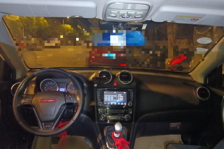 Used Haval H6 2015 Upgraded Model 1.5T Manual Two-Wheel Drive Elite Version