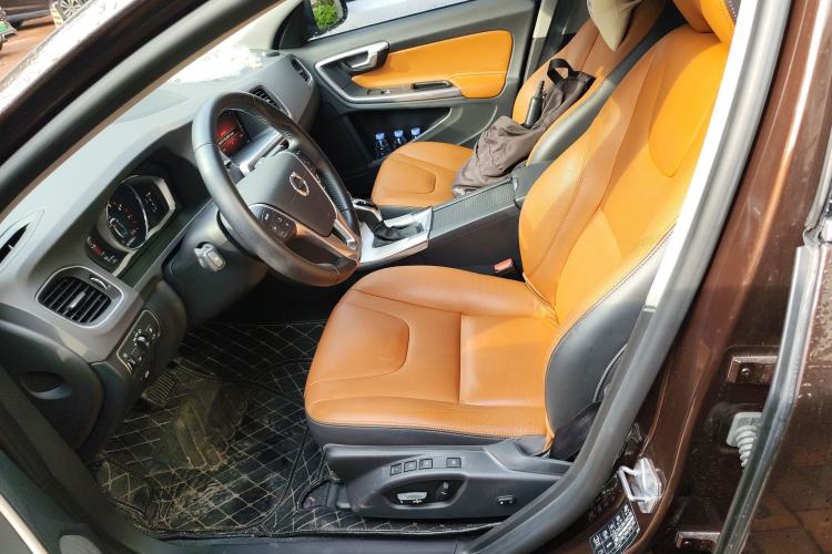 Used Volvo S60 2018 S60L T5 Intelligent Drive Progressive Edition