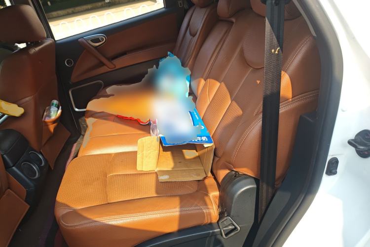 Used Luxgen Great 7 SUV 2014 2.2T Two-Wheel-Drive Smart Version Left Rear Seat