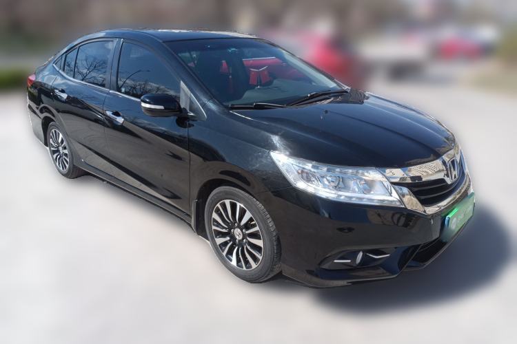 Used Honda Crider 2013 1.8L automatic luxury edition
