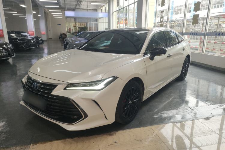 Used Toyota Avalon 2022 Dual-Engine 2.5L XLE Premium Edition