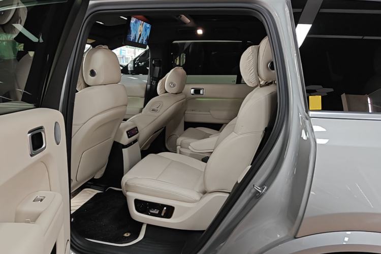 Used Li Auto L9 2024 Ultra Model
