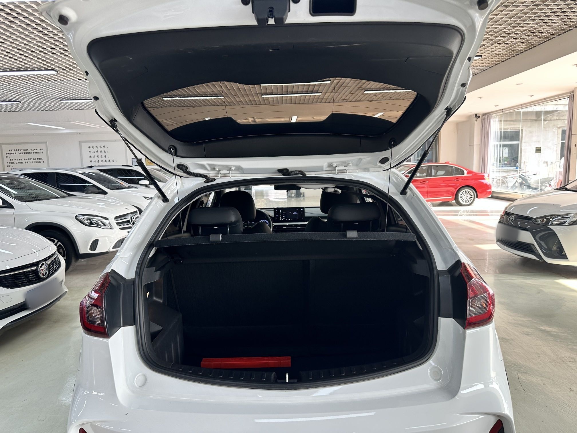Geely Auto Vision X3 2021 PRO 1.5L CVT Deluxe Model — снимка 15