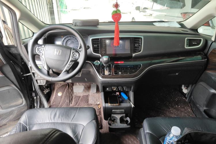 Used Honda Odyssey 2019 2.0L Rui·Smart Edition Center Console