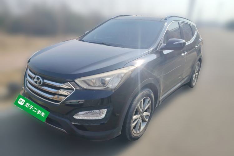 Used Hyundai Santa Fe 2013 Revised Version 2.4L Automatic All-Wheel Drive Luxury Trim