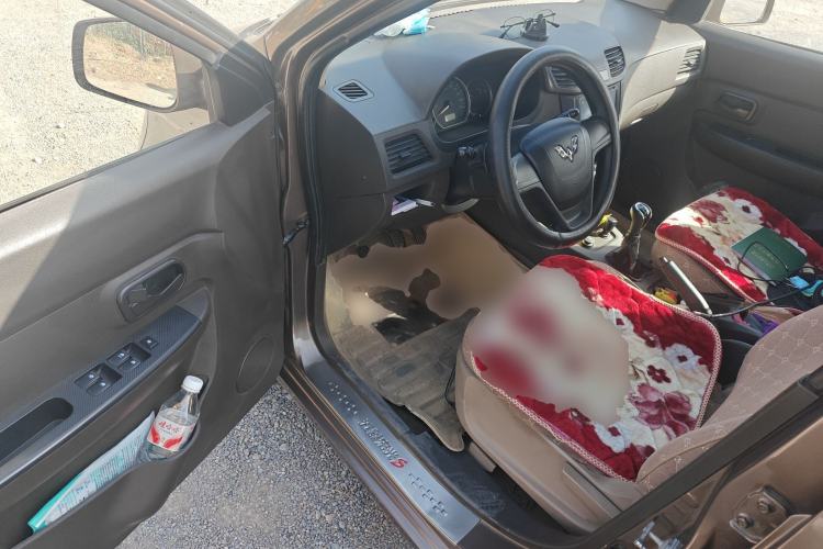 Used Wuling Hongguang 2015 1.5L S Basic Version China V Standard