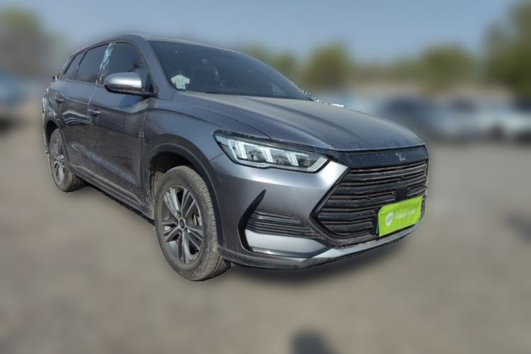 Used BYD Song Pro New Energy 2022 DM-i 51km Luxury Model Front Right 45 Deg