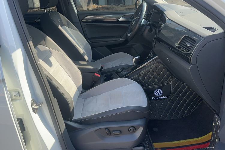 Used Volkswagen Tayron 2019 380TSI All-Wheel Drive R-Line China V-standard Interior 9