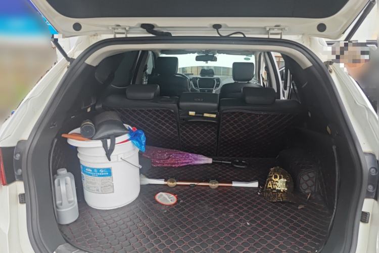 Used Hyundai Santa Fe 2013 2.4L Automatic Two-Wheel Drive Smart Version