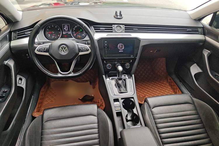 Used Volkswagen Magotan 2020 280TSI DSG Comfort Edition Center Console