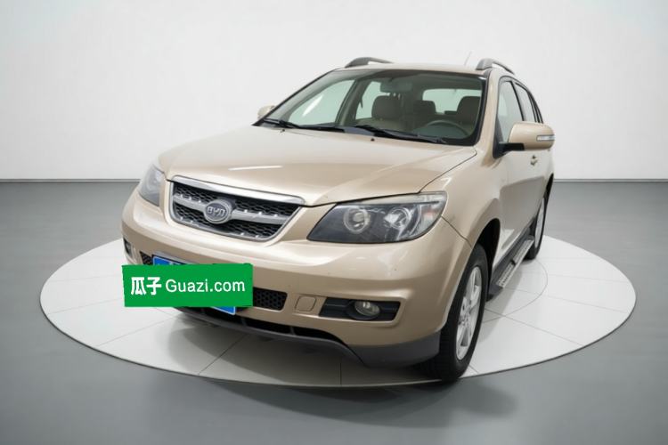 Used BYD S6 2014 2.0L Manual Luxury 5-Seater Guazi used car, China used car export, Used car for sale, Used BYD cars, Cheapest cars for sale