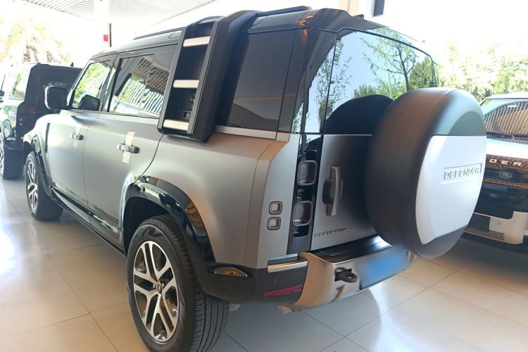 Used Land Rover Defender 2021 110 P400 X Exterior 2