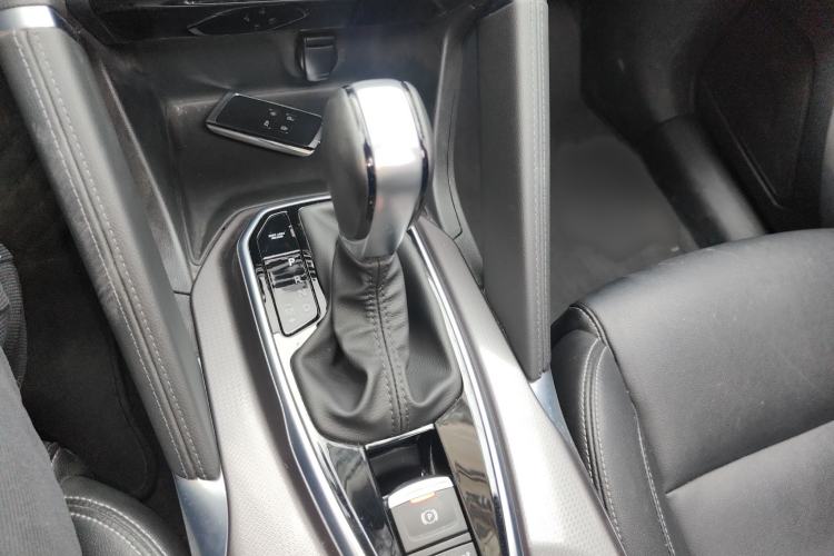 Used Renault Koleos 2018 2.0L Two-Wheel-Drive Luxury Edition