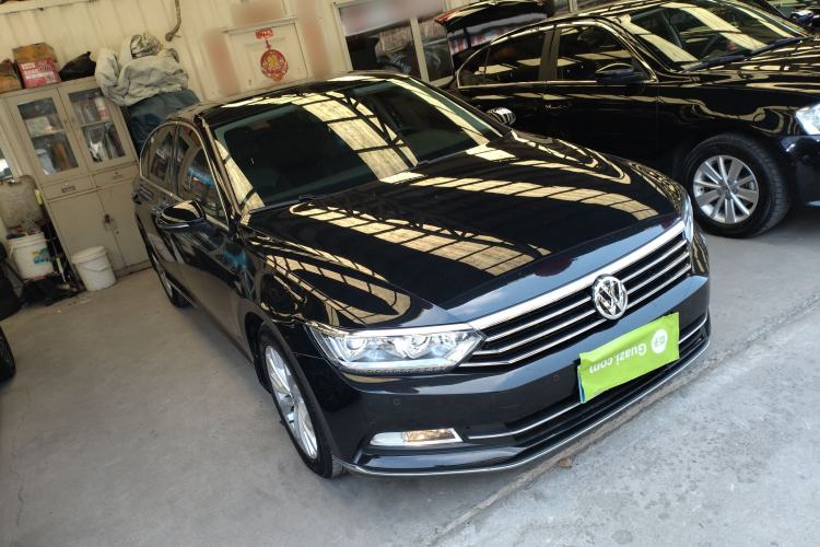 Used Volkswagen Magotan 2018 330TSI DSG Luxury Model Exterior 1