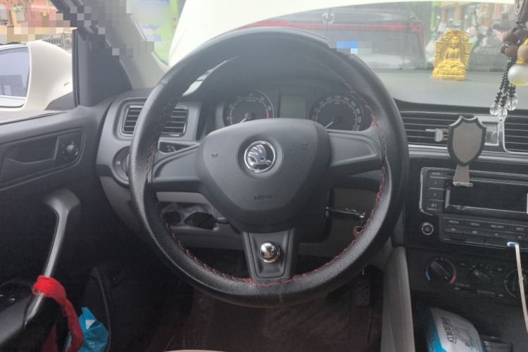 Used Skoda Rapid 2016 1.4L Manual Front-Wheel Drive Model Steering Wheel