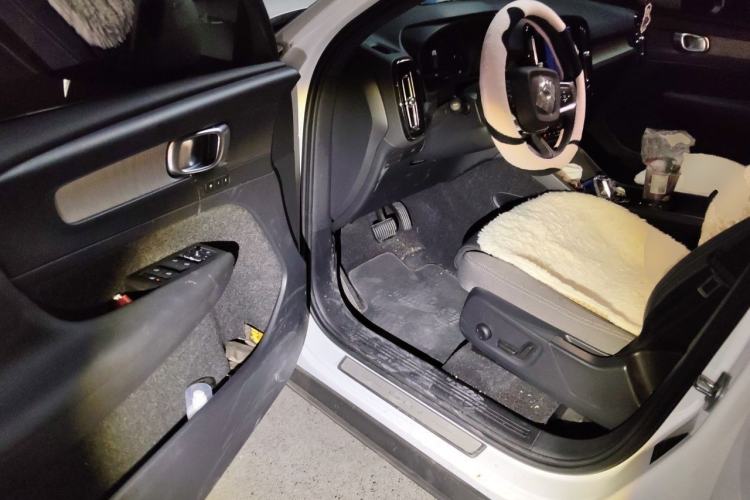Used Volvo XC40 2023 B3 Zhiyuan Luxury Edition
