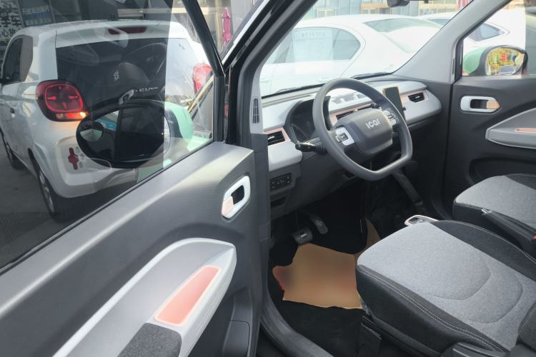 Used Chery QQ Ice Cream 2022 170km Sundae Phosphate Lithium-Ion