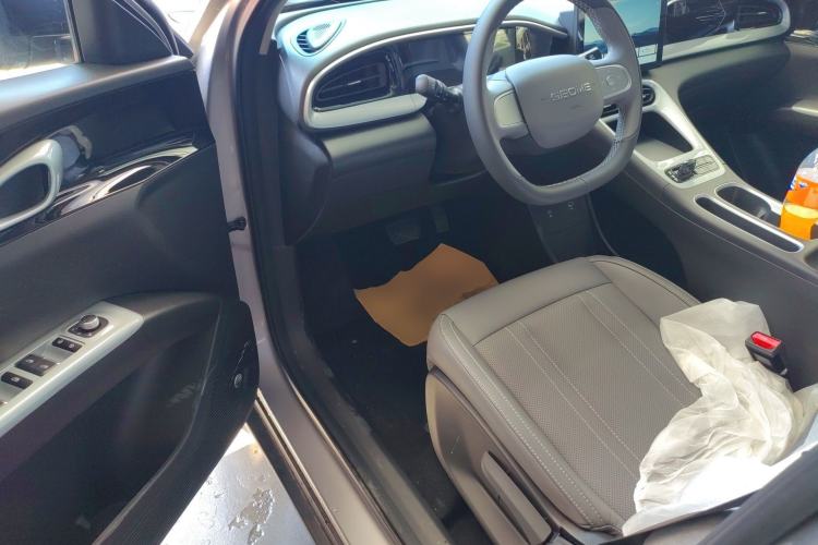 Used Geely Galaxy Geome 2026 Model 310km Youth Edition
