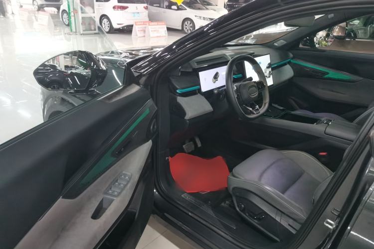 Used Lynk & Co 08 EM-P 2023 120km Long-Range Halo Driver Seat