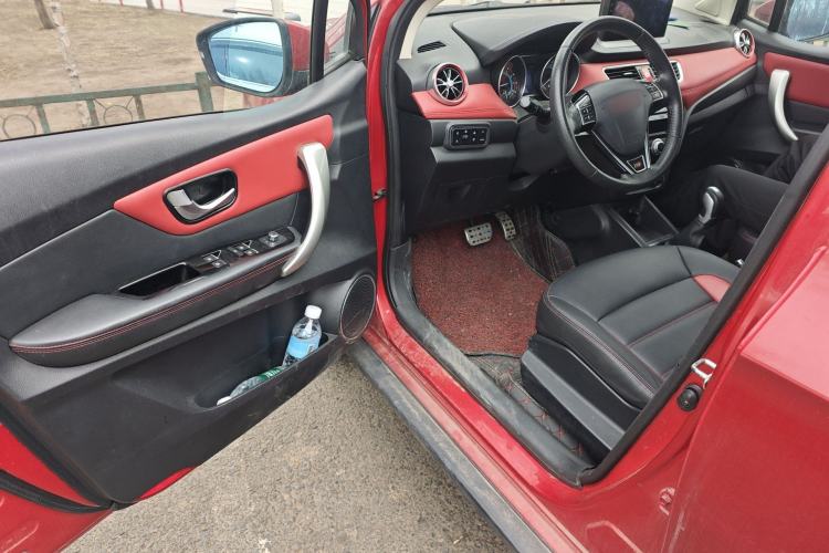 Used Haval H1 2015 1.5L AMT Urban Model Driver Seat