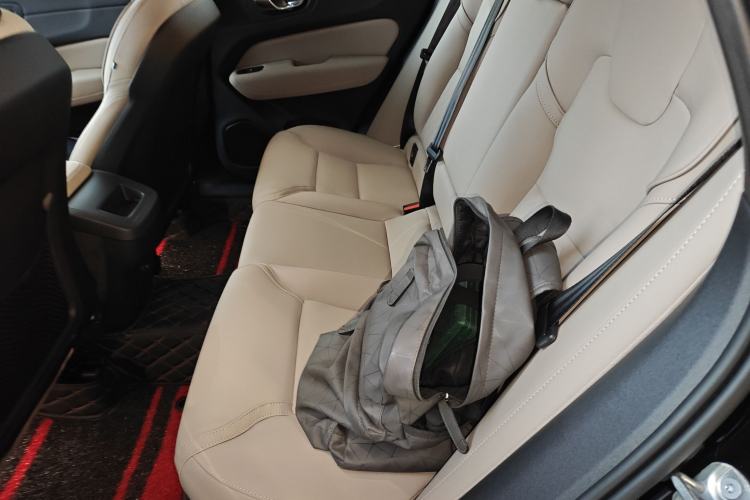 Used Volvo XC60 2026 B5 4x4 Smart Luxury Edition