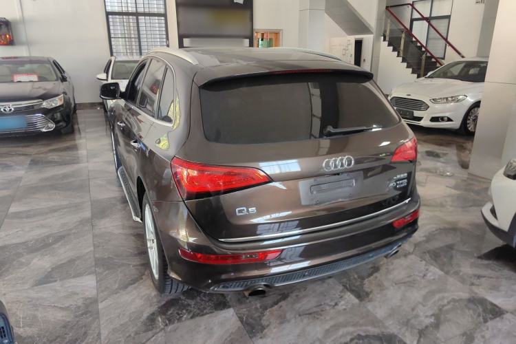 Used Audi Q5 2018 Collector's Edition 40 TFSI Technology Model