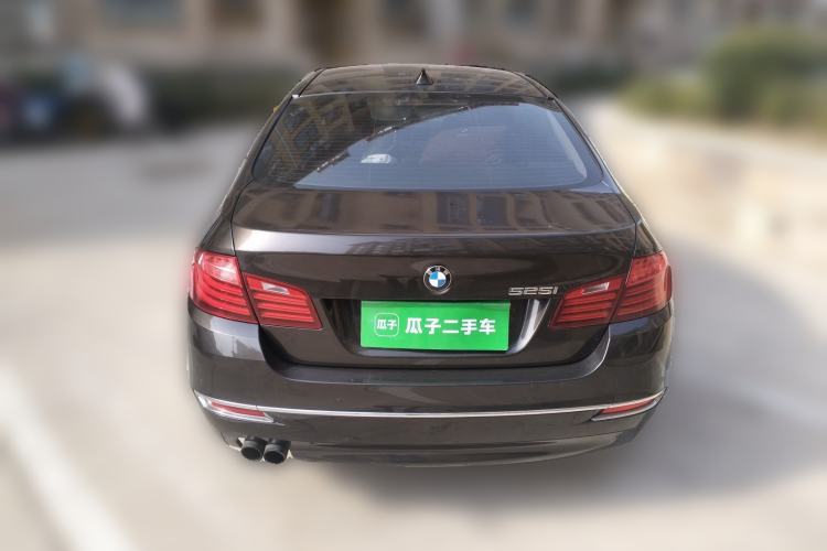 Used BMW 5 Series 2014 525Li Luxury Design Package
