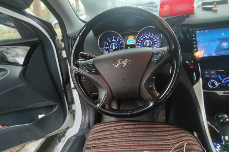 Used Hyundai Sonata 2014 2.4L Automatic Luxury Version China IV Standard