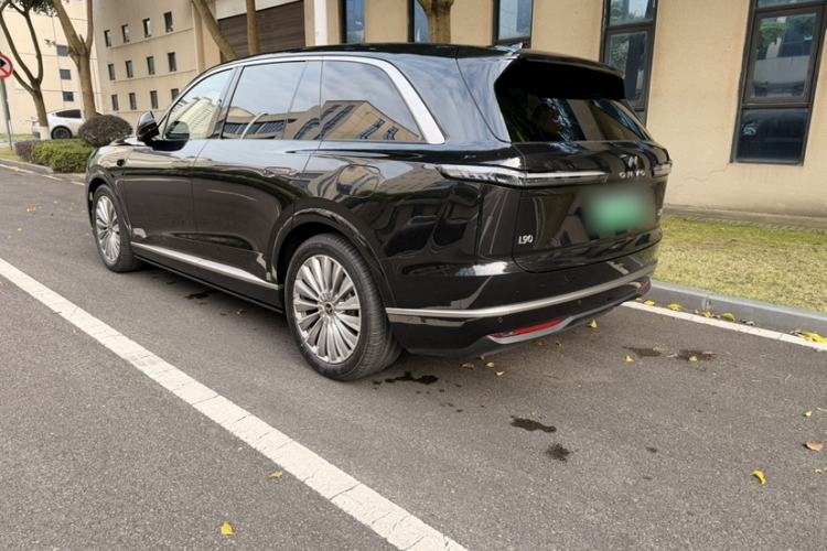 Used ONVO Luxeed L90 2025 Model—Max Six-Seater Version