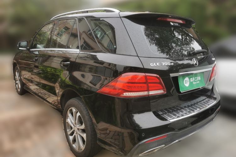 Used Mercedes-Benz GLE 2016 GLE 300 d 4MATIC Rear Left 45 Deg