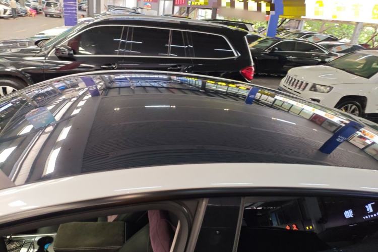 Used Tesla Model Y 2021 Long-Range All-Wheel-Drive Version 3D7
