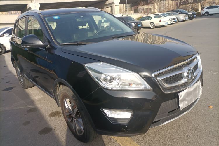 Used BAIC Senova X65 2015 2.0T Automatic Elite Model